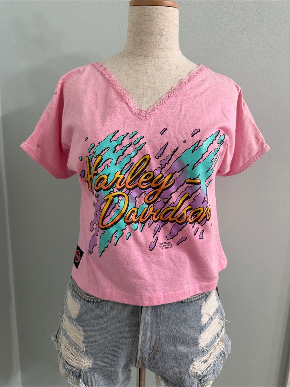 Vintage Harley Davidson 3D Emblem Pink Logo Top Small